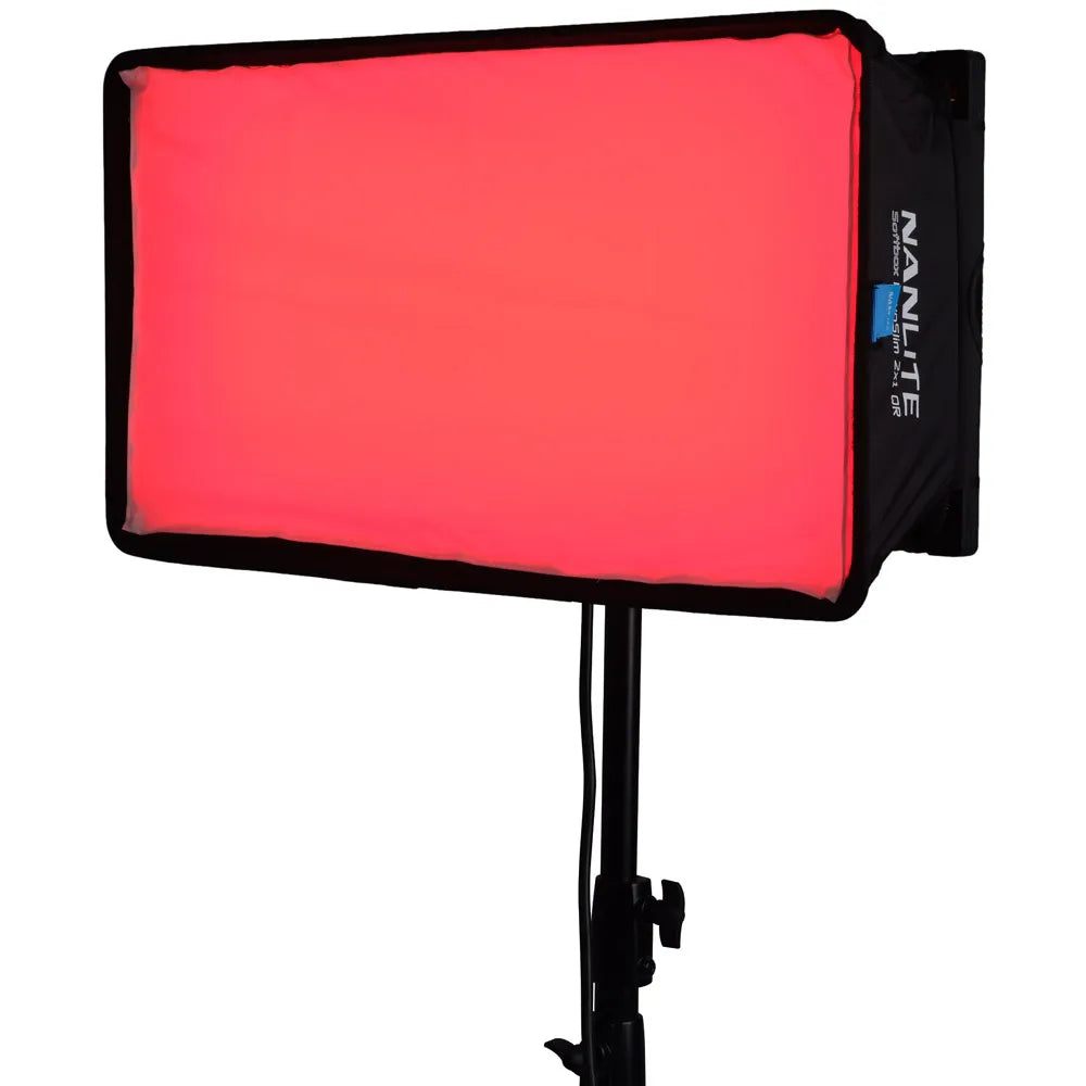 Nanlite Nanlite PavoSlim 120C LED RGBWW Panel Light - Film Gear Canada