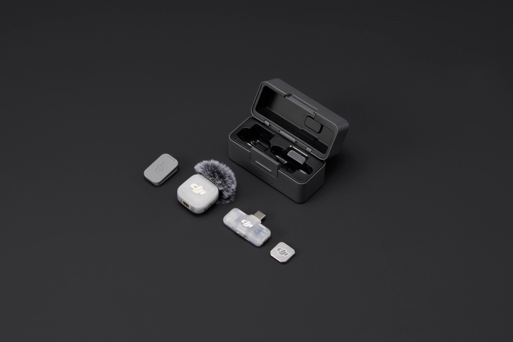 DJI Mic Mini 2 (1 TX + 1 Mobile RX + Charging Case) charging case kit view 2 - Filmgear Canada