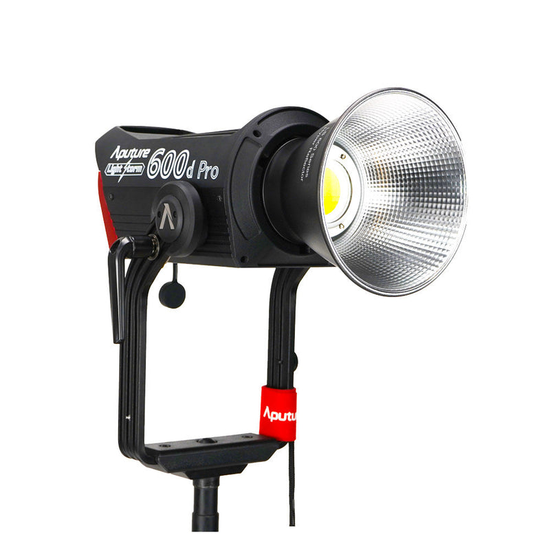 Aputure Light Storm LS 600D Pro Daylight Point-Source LED Light (V-Mount) - Filmgear Canada