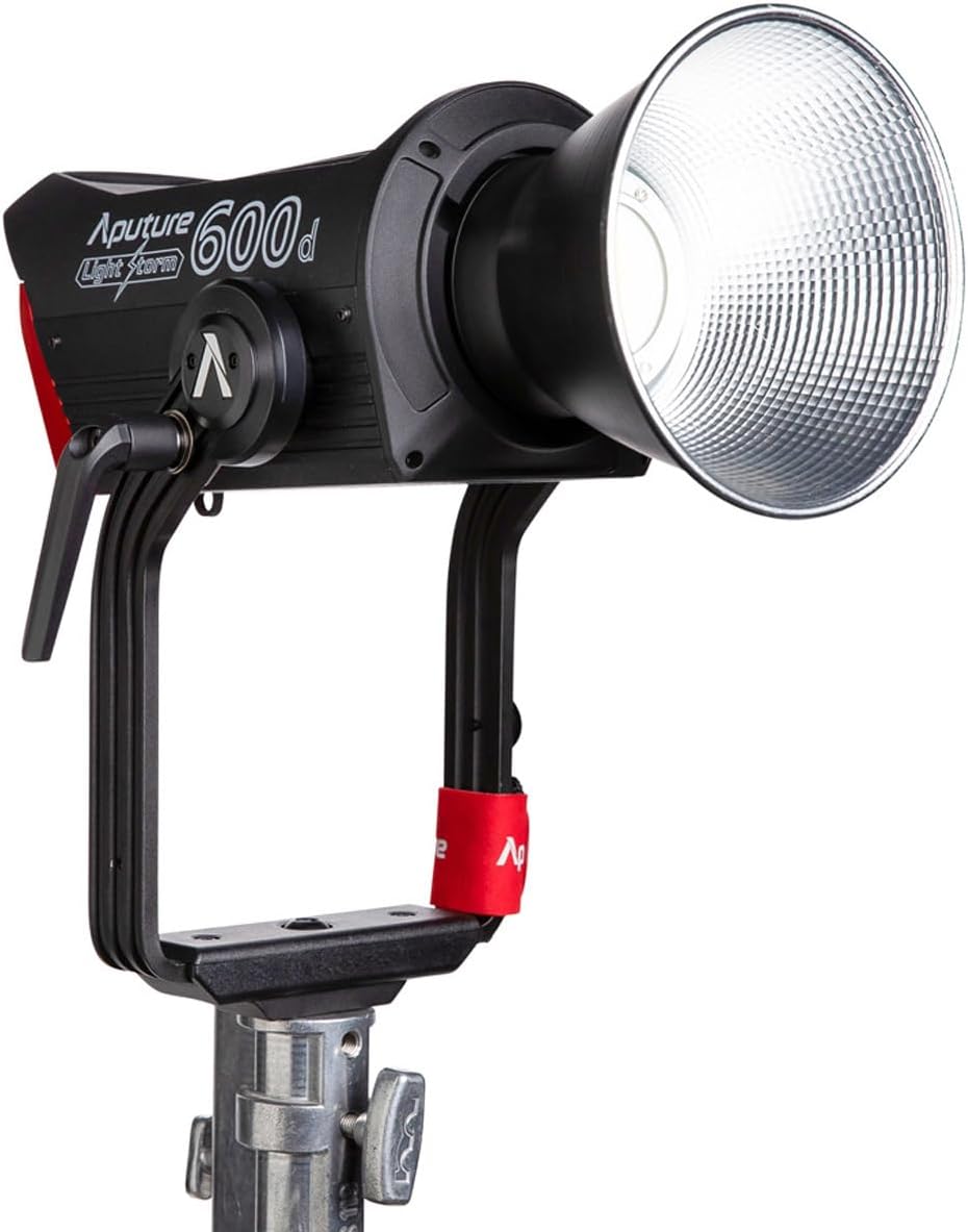Aputure LS 600d Daylight LED Light (V-Mount)