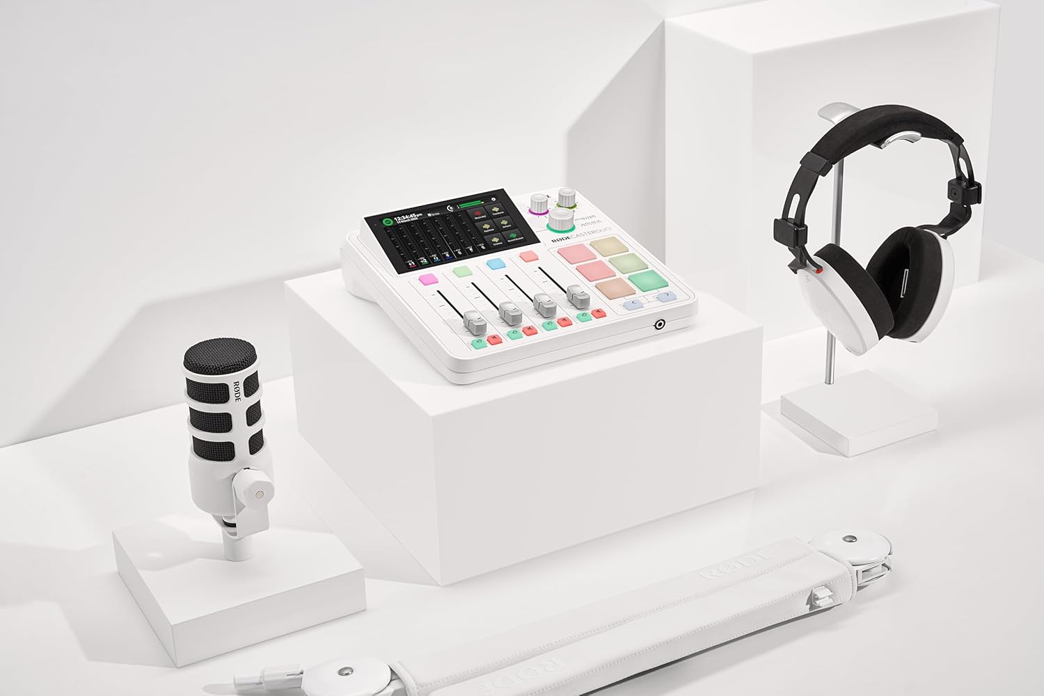 RODE PodMic Dynamic Podcasting Microphone - White