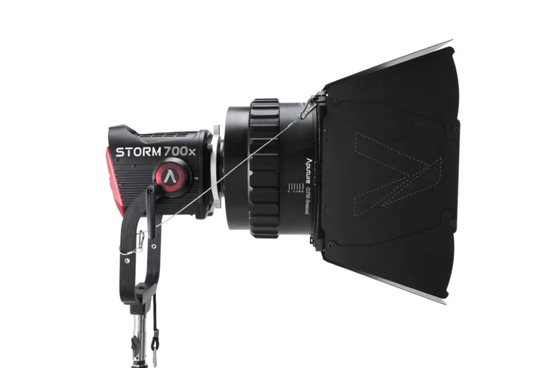 Aputure CF10 Fresnel and Barn Doors Kit for STORM 700x