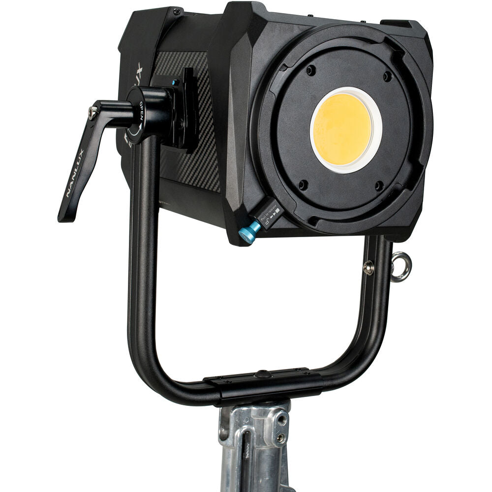 Nanlux Evoke 1200 Daylight LED Light - Filmgear Canada