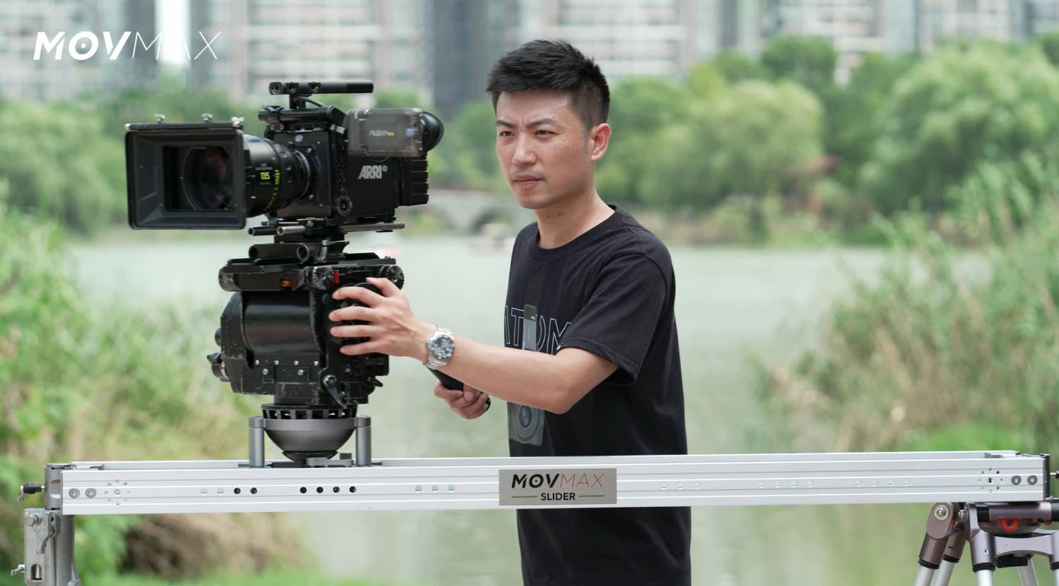 MOVMAX Cine Slider Mitchell Mount — Lateral Tracking – Filmgear Canada