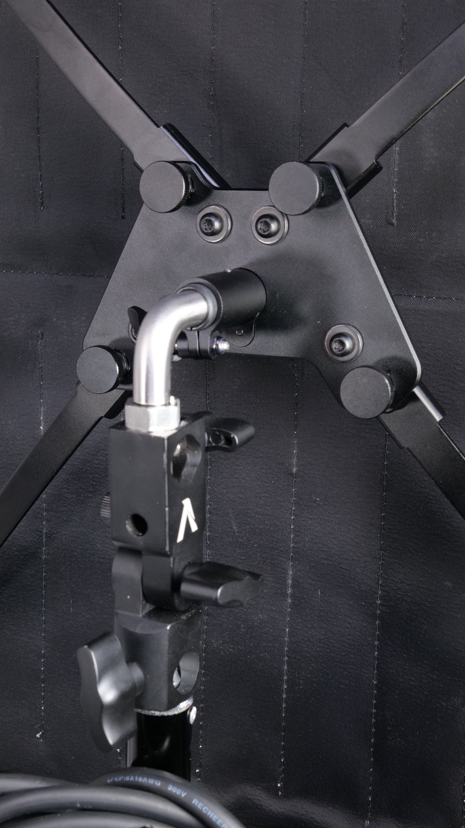 Amaran F22C  2x2' RGBWW Flexible LED Mat (240W) - Filmgear Canada